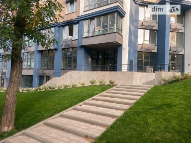 Здається комерційне приміщення на вул. Половецька 4, площа 111.3 кв. м • ID 35026388