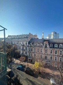 Продаж 2-кімнатної квартири 60 м², Борисоглібська вул., 4