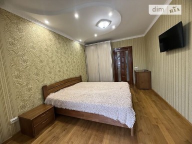 Довготривала оренда 2к квартири на вул. Київська 29 • ID 35028567