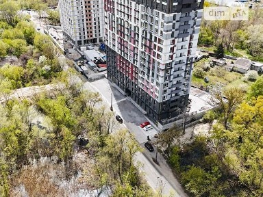 Продаж комерційного приміщення на вул. Тепловозна 28, площа 36.9 кв. м • ID 35027330