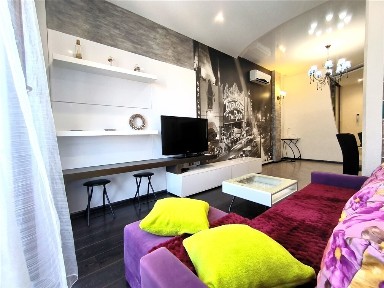 Оренда 1-кімнатної квартири 55 м², Греческая вул., 5