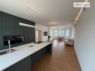 Продаж 2 поверхового будинку з ділянкою на 10 соток, 181 кв. м, 3 кімнати, на вул. Стельмаха • ID 35029183