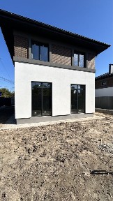 Будинок у Бучі: 125 м², 4 кімнати, газ і центральні комунікації