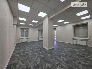 Продаж офісного приміщення 62.9 кв. м. на 1 поверсі на просп. Університетський, триповерхова будівля • ID 35029649