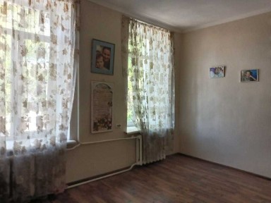 Арнаутская: продам удобную 3 комн. квартиру в красивом доме в центре!