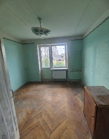 Продається 2-кімнатна квартира в самому центрі
