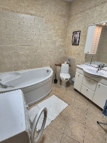 сдам евродвушку в Черноморске, свое отопление, низкие комунальные