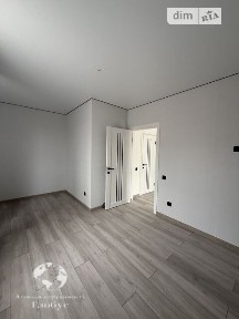 Продаж 2 поверхового таунхауса з ділянкою на 3 сотки, 90 кв. м, 3 кімнати, на пров. Світлий • ID 35031371