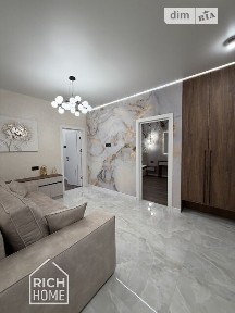 Довготривала оренда 2к квартири на вул. Краснова 1Б • ID 35031123