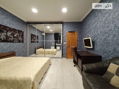 Довготривала оренда 2к квартири на вул. Добровольців 8 • ID 35030529