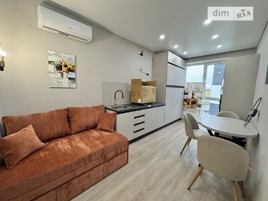 Продаж 1к квартири 33 кв. м на вул. Інститутська 5 • ID 35031985