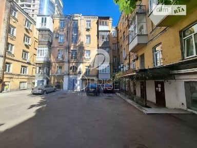 Продаж 3к квартири 71 кв. м на вул. Жилянська 55 • ID 35031486