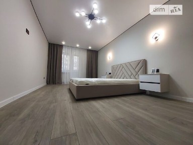 Продаж 2к квартири 82 кв. м на вул. Київська 9Д • ID 35031157