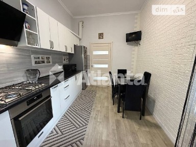 Продаж 2к квартири 39.1 кв. м на вул. Пекарська • ID 35030383