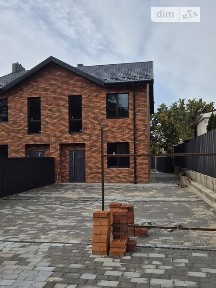 Продаж 2 поверхового таунхауса з ділянкою на 2.3 сотки, 100 кв. м, 4 кімнати, на вул. Гайдамацька • ID 35032188