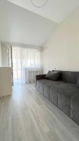 Продаж 2-кімнатної квартири 58.5 м², Радистів вул., 18