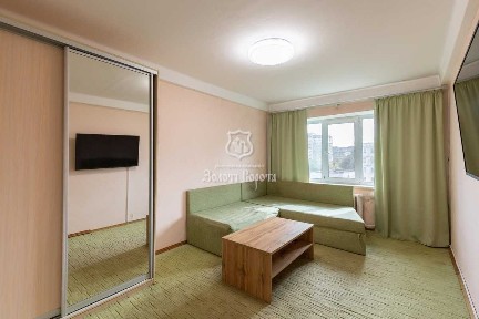 Продаж 3-кімнатної квартири 60.5 м², Якуба Коласа вул., 17