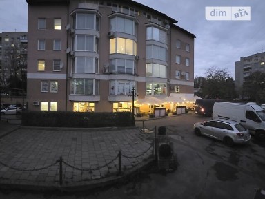Здається комерційне приміщення на вул. Гетьмана Івана Мазепи 11Г, площа 255 кв. м • ID 35032910