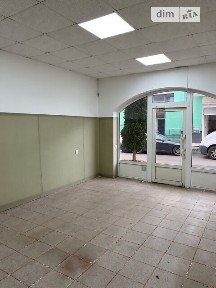 Здається комерційне приміщення на вул. Базарна 10, площа 50 кв. м • ID 35032190