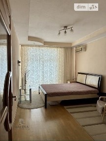 Продаж 2к квартири 52 кв. м на вул. Щекавицька 51 • ID 35032318