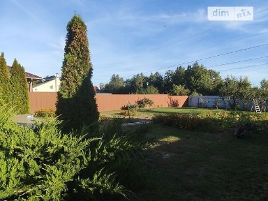 Продаж 2 поверхового будинку з ділянкою на 7.5 сотки, 168.5 кв. м, 4 кімнати, на вул. Сунична • ID 34992320