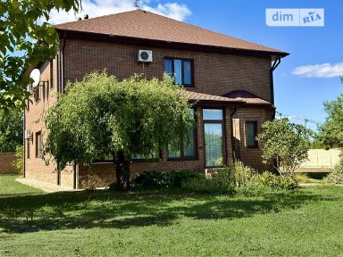 Продаж 2 поверхового будинку з верандою і ділянкою на 25 соток, 292.3 кв. м, 5 кімнат, на вулиця Лазурна • ID 34969996