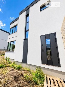 Продаж 2 поверхового дуплекса з ділянкою на 2.4 сотки, 132.5 кв. м, 3 кімнати, на вул. Василя Стуса • ID 34967354