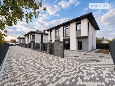 Продаж 2 поверхового дуплекса з ділянкою на 2.3 сотки, 92 кв. м, 4 кімнати, на вул. Лугова • ID 34960943