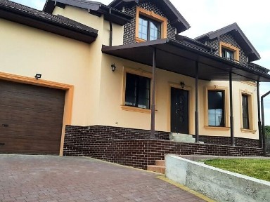 Продаж 2 поверхового будинку з ділянкою на 6.5 сотки, 258 кв. м, 8 кімнат, на вул. Львівська 59 • ID 34952030