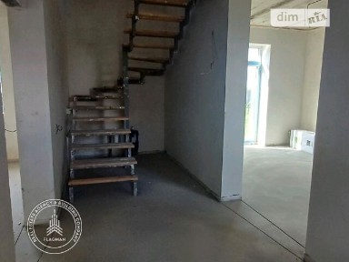 Продаж 2 поверхового будинку 110 кв. м, 4 кімнати, на вул. Набережна 40 • ID 34888626