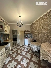 Продаж 2 поверхового будинку з ділянкою на 9.3 сотки, 184.7 кв. м, 2 кімнати, на вул. Степова • ID 34881601