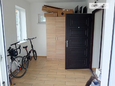 Продаж 2 поверхового будинку з ділянкою на 4.3 сотки, 140 кв. м, 10 кімнат, на вул. Святоюріївська 85 • ID 34878266