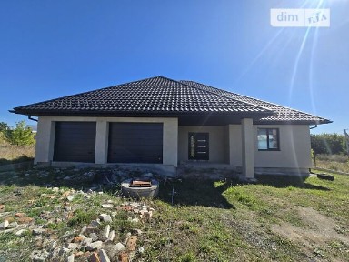 Продаж 1 поверхового будинку з ділянкою на 10 соток, 210 кв. м, 3 кімнати, на пров. Зоряний • ID 34836950