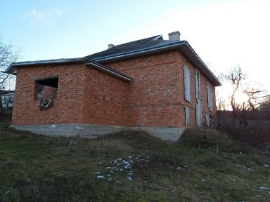 Продаж 2 поверхового будинку 170 кв. м, 12 кімнат, на Центральна • ID 34765591