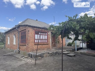 Продаж 1 поверхового будинку з гаражем 52.6 кв. м, 3 кімнати, на вул. Спортивна • ID 34726684