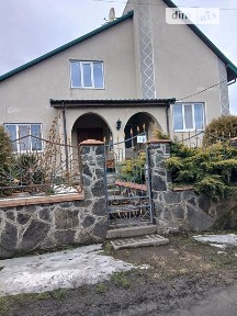 Продаж 3 поверхового будинку з гаражем і ділянкою на 15 соток, 300 кв. м, 5 кімнат, на вулиця Лебедина • ID 34724389