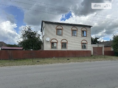 Продаж 2 поверхового будинку з гаражем і ділянкою на 12 соток, 203.5 кв. м, 7 кімнат, на вул. Охтирська • ID 34723696