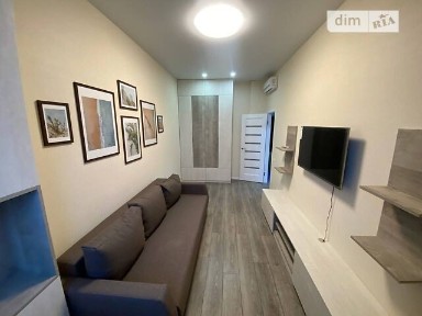 Довготривала оренда 2к квартири на вул. Моссаковського Володимира 7 • ID 35033609