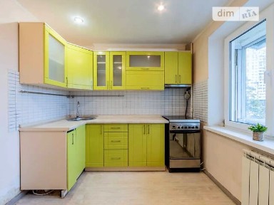 Продаж 3к квартири 75 кв. м на вул. Юрія Шумського 8 • ID 35033568