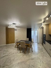 Продаж 3к квартири 88 кв. м на вул. Київська • ID 35033535