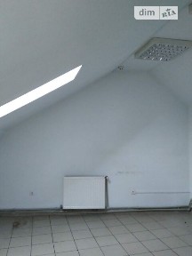 Продаж офісного приміщення 1974.3 кв. м. на 1 поверсі на вул. Галицька 22, чотириповерхова будівля • ID 35033430
