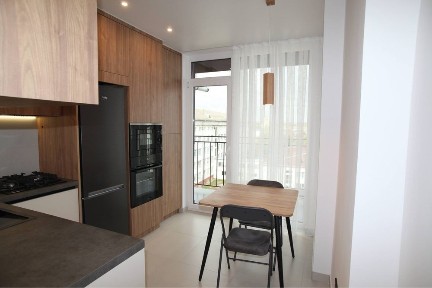 Оренда 2-кімнатна квартира ЖК IQ HOUSE Івано-Франківськ центр міста (оптоволонко, резервне живлення)