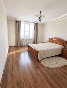 Двокімнатна квартира 8/10.62.10 кв. м район Гірка