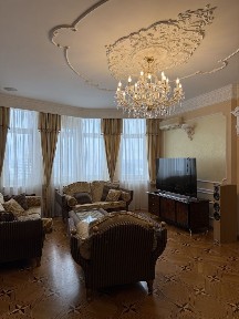 Оренда чотирьохкімнатноі квартири на Лесі Украінки 23