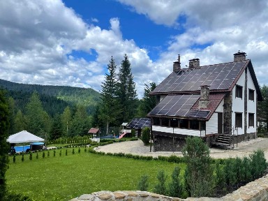 Будинок в Микуличині (Буковель) БАСЕЙН з підігрівом, ЧАН, САУНА, КАМІН!