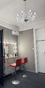 Оренда кушетки, місця для візажиста, бровіста, майстра манікюру - центр