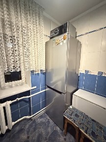 Оренда 2к метро Васильківська 3 поверх Газ