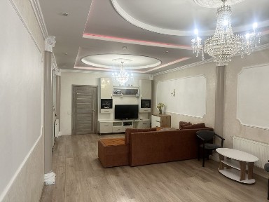 Продам терміново будинок в Житомирі