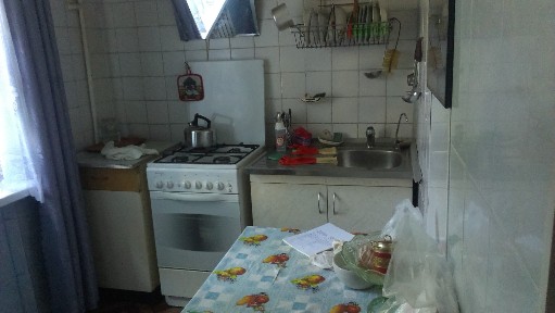 Оренда 3-кімнатної квартири 56 м², Чарівна вул., 137
