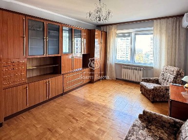 Продаж 2-кімнатної квартири 58.9 м², Чорнобильська вул., 12А